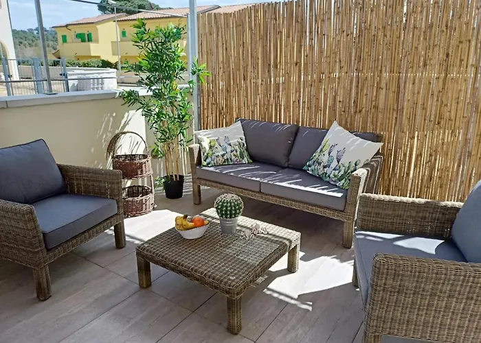 Il Polpoleo In Isola D'elba Порт-Аццурро